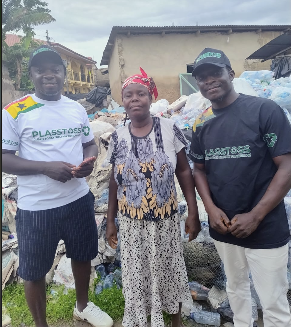 Plastoss founders standing with a collector at a sorting site